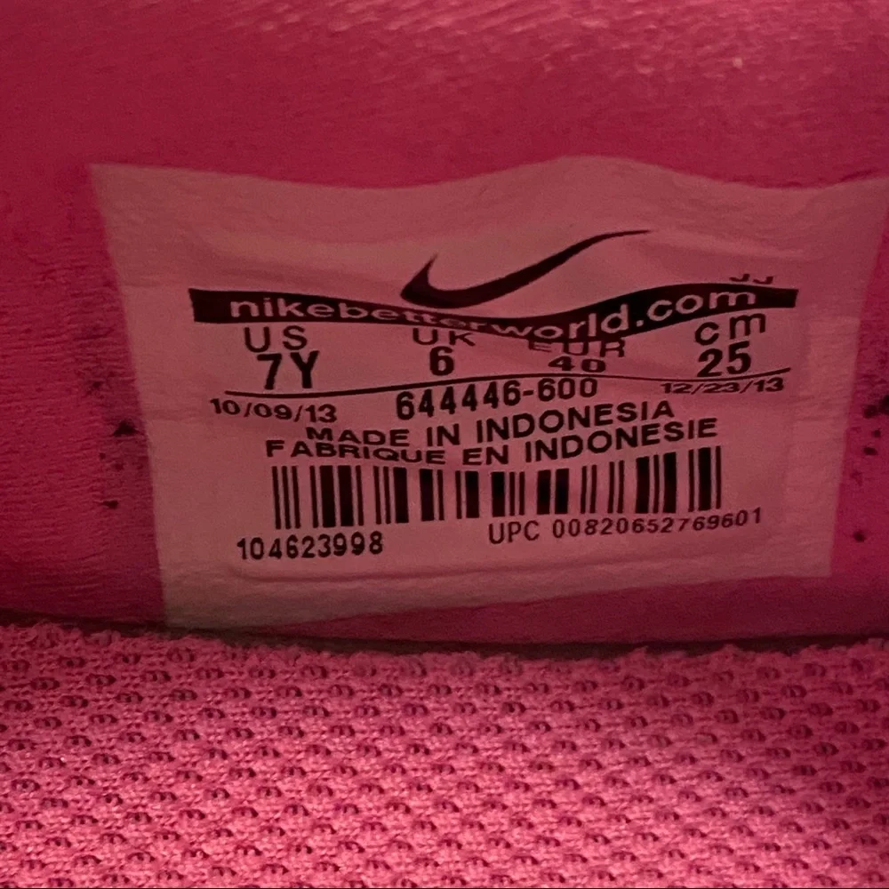 COPY - Woman’s /Girls Nike Free Sneakers